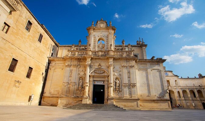 Lecce Shopping Tour by Rickshaw - Key points to know before booking