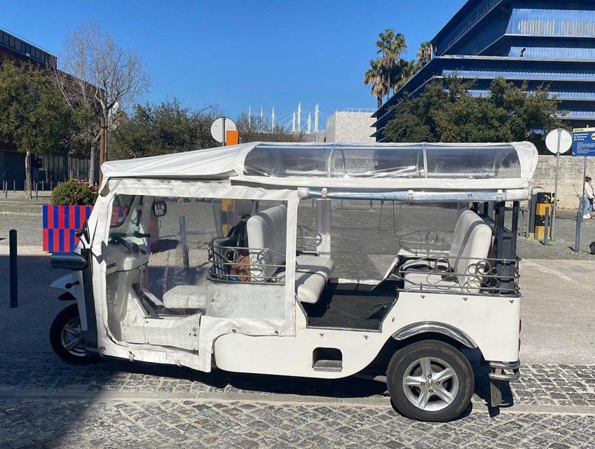 Lisbon:2-hour sightseeing TukTuk Tour with free Pickup - Baixa: the city’s flatter center