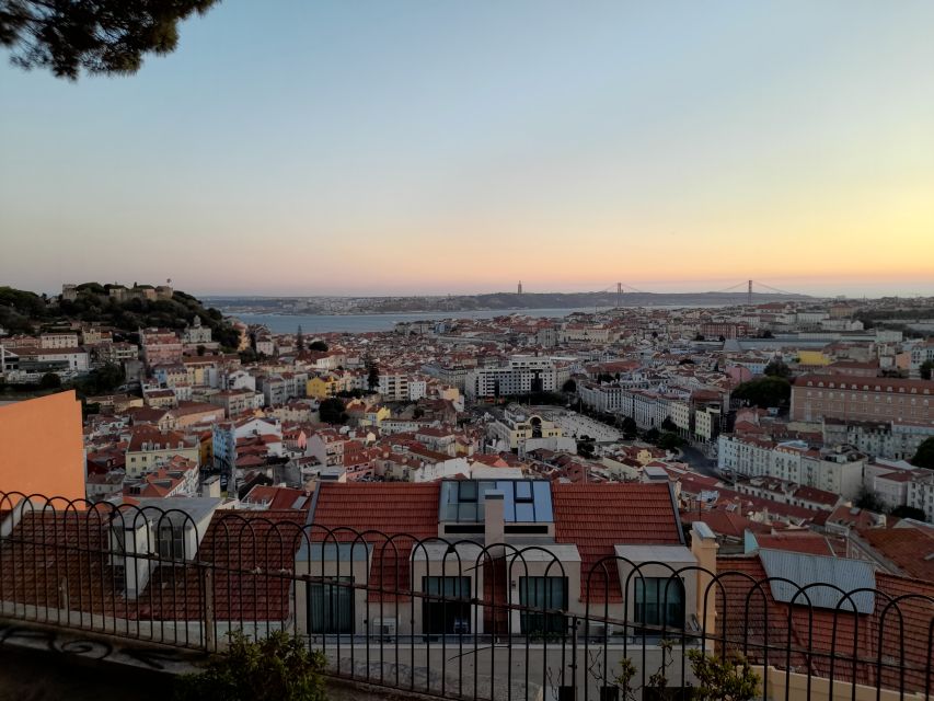 Lisbon: 2 hours Private City Highlights Tuk-Tuk Tour for two - Why a tuk-tuk suits Lisbon’s oldest neighborhoods