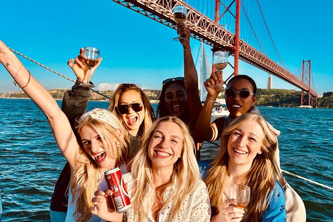Lisbon Adventure: 2 Hours Tuk-Tuk Tours and 2 H Sunset Sailing - Alfama at street level