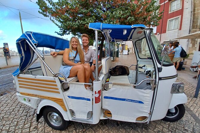 Lisbon Adventure: 2 Hours Tuk-Tuk Tours and 2 H Sunset Sailing - Two hours on the Tagus with Miguel and Alex