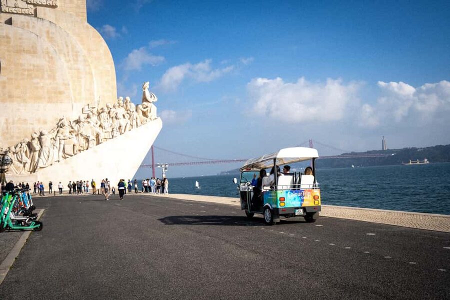 Lisbon: Belem Sightseeing Tour by Tuk Tuk with local guide - Local guides are the heart of the experience
