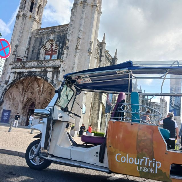 Lisbon: Belem Sightseeing Tour by Tuk Tuk with local guide - Pastéis de Belém and the pastry stop