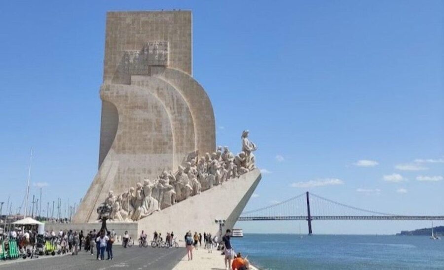Lisbon: Belém Tuk Tuk Tour with Pastéis de Belém - MAAT and the modern riverfront