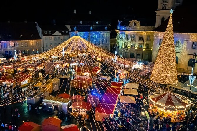 Lisbon: Christmas Lights by Tuk Tuk - Riding through central Lisbon with Christmas songs