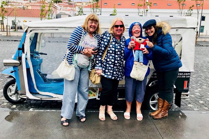 Lisbon: City Tour by Tuk Tuk - Portas do Sol and the payoff of the climb