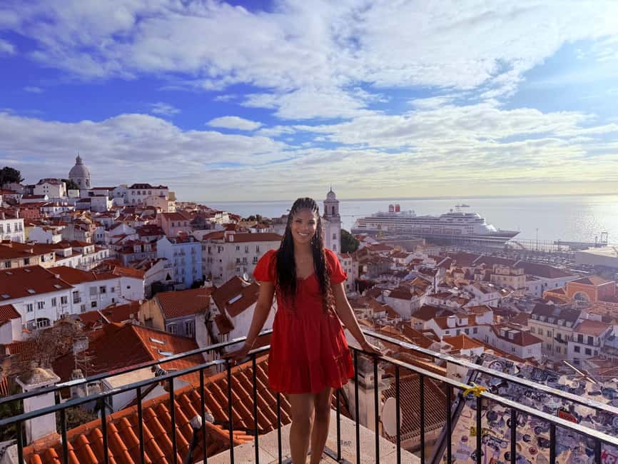 Lisbon: City Tour by Tuk Tuk with Free Souvenir - Why a tuk-tuk works so well in Lisbon
