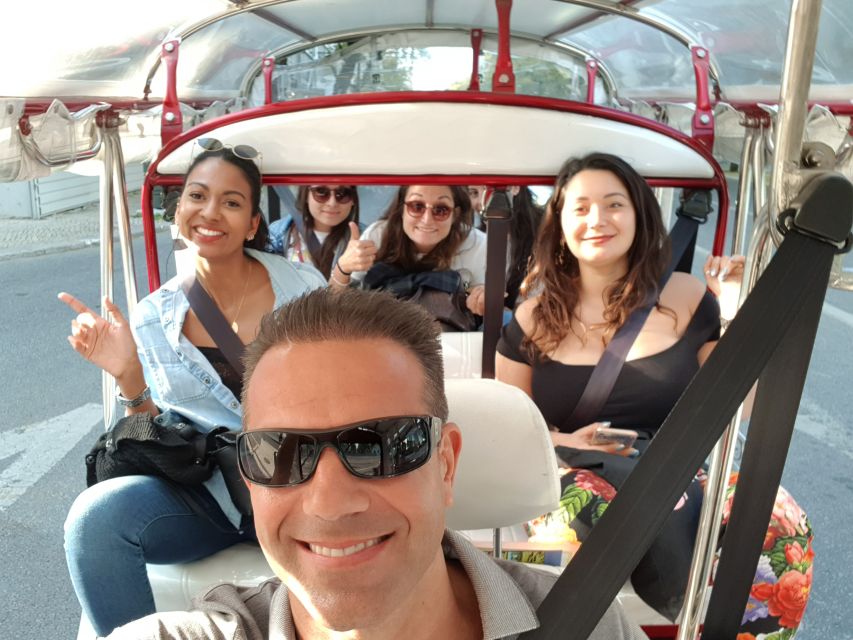 Lisbon: Electric Tuk Tuk Private Tour of the Seven Hills - Carmo, Chiado, and the route toward the river