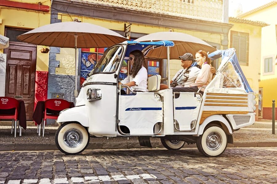 LISBON GRAND EXPERIENCE Tuktuk Tour in German - Belém and the Age of Discoveries