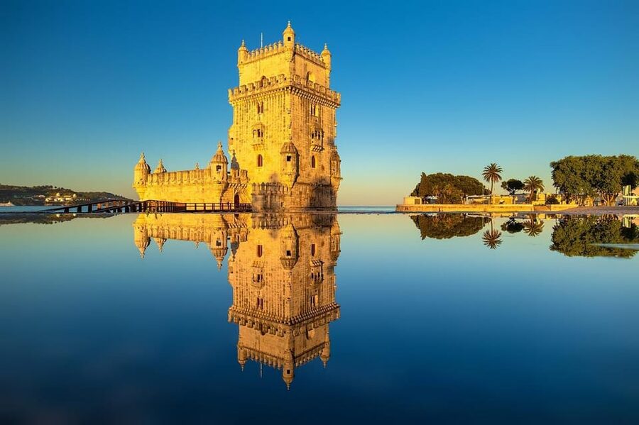Lisbon: Guided Eco Tuk Tuk sightseeing tour - Price, group size, and practical value