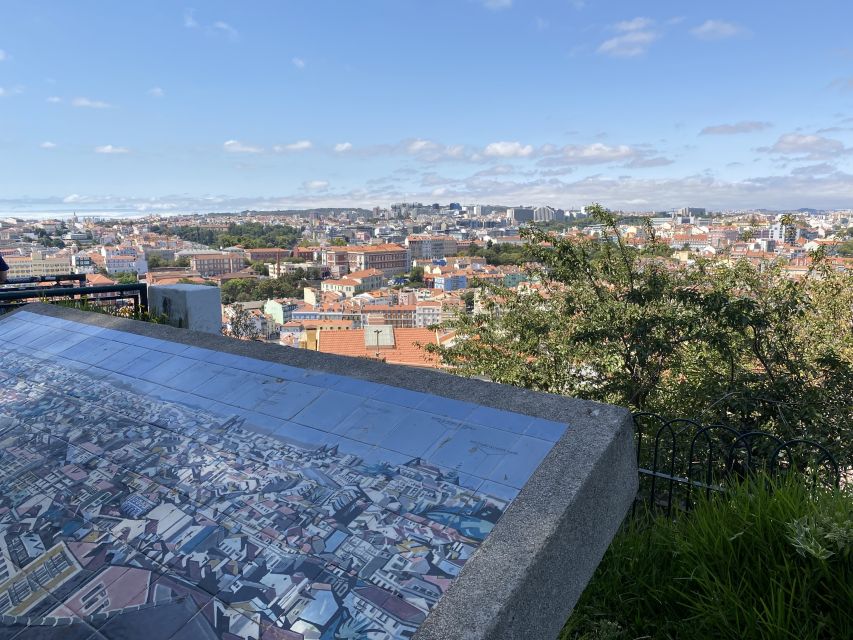 Lisbon: Half Day Complete City Highlights Tour by Tuk Tuk - From Rossio to Commerce Square