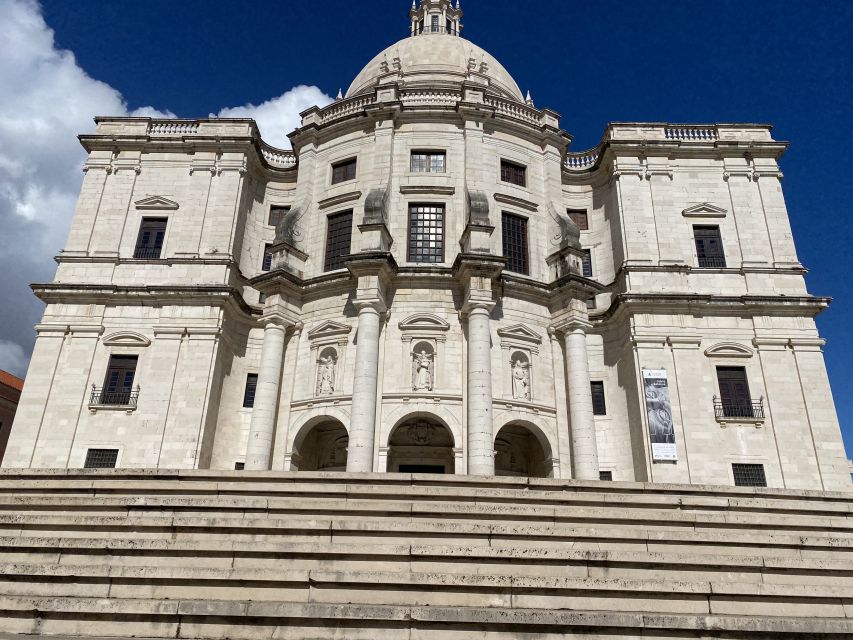 Lisbon: Half Day Complete City Highlights Tour by Tuk Tuk - The famous pastry stop in Belém