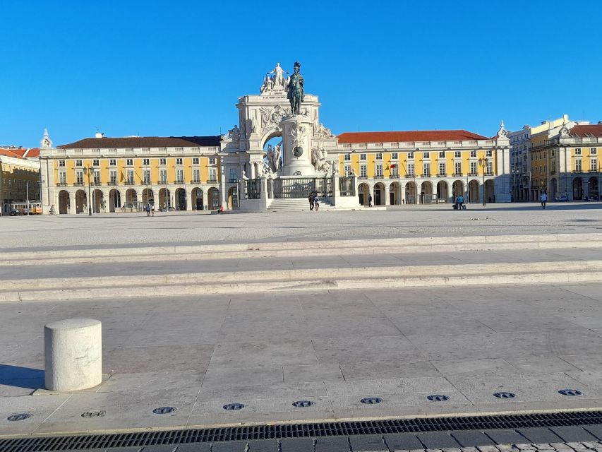 Lisbon: half day guided sightseeing tour by tuk tuk - The river road to Belém