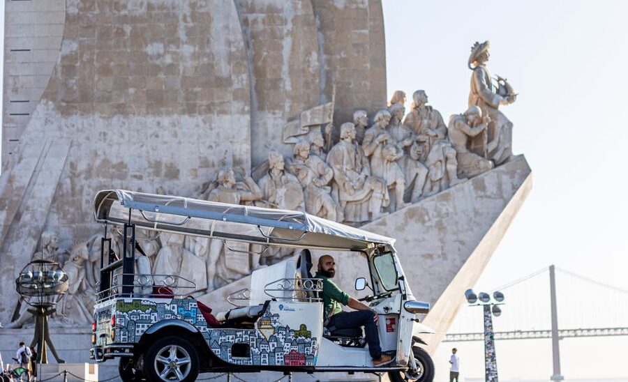 Lisbon: Half-Day Private Guided Tuk-Tuk Tour - Graça, Mouraria, and the Hills Above Alfama