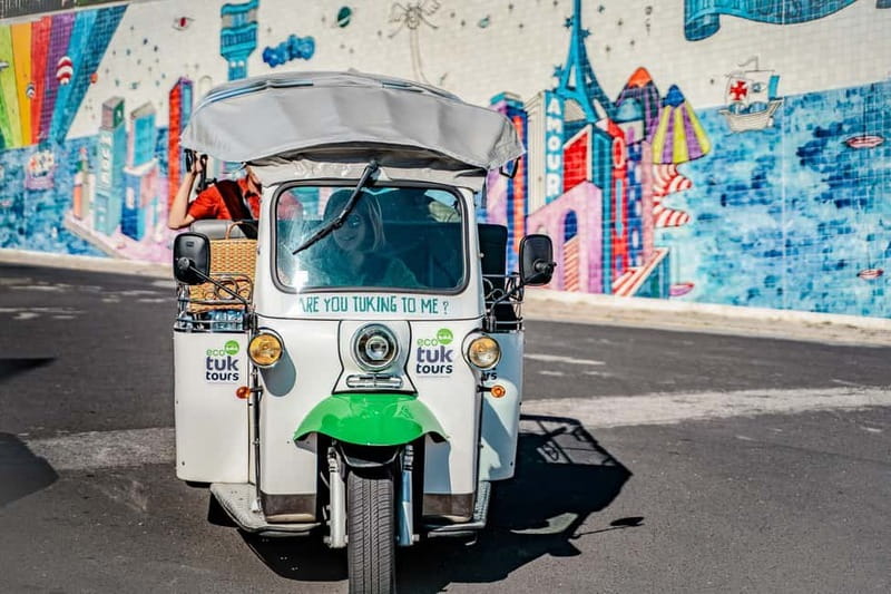 Lisbon: Half-Day Private Tuk Tuk Tour - Comfort, weather, and the small cabin