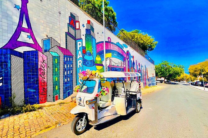Lisbon Historic Tuk Tuk Adventure with Free Polaroid Pictures - Key points to know before you book
