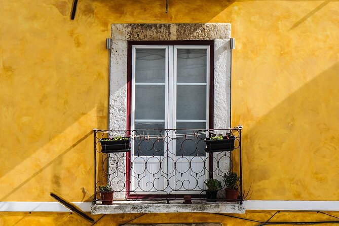 Lisbon Medieval Hills Private Tour on Tuk-Tuk - Senhora do Monte, the tour’s biggest view