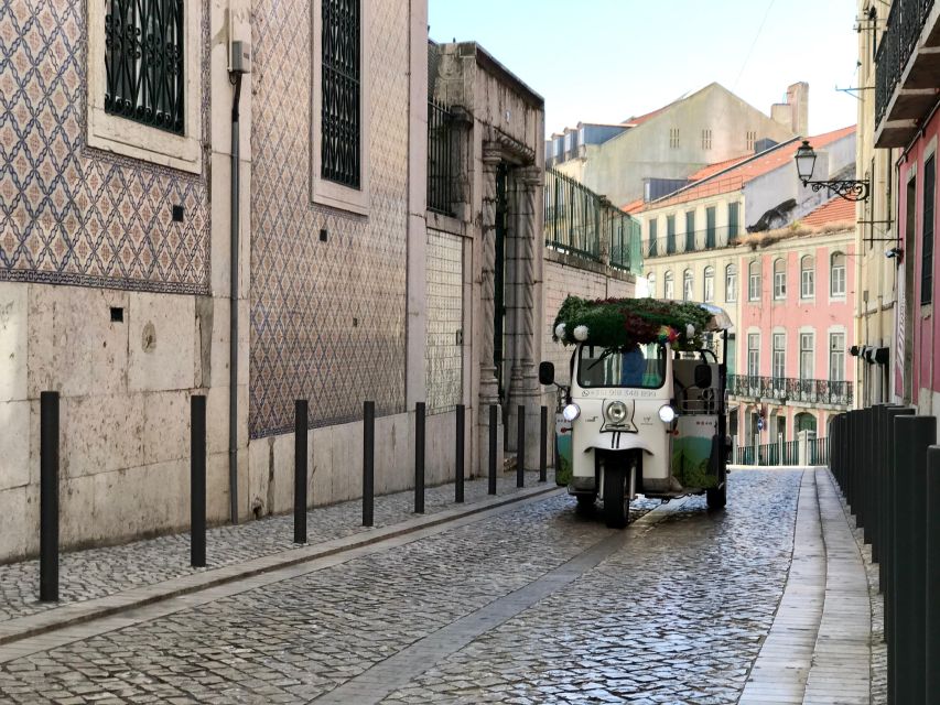 Lisbon: Old City Standard Private Guided Tour by Tuk-Tuk - Portas do Sol brings Alfama into view