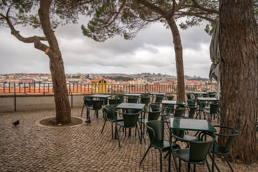 Lisbon: Old Town City Tour by Private Tuktuk - What the short duration really means