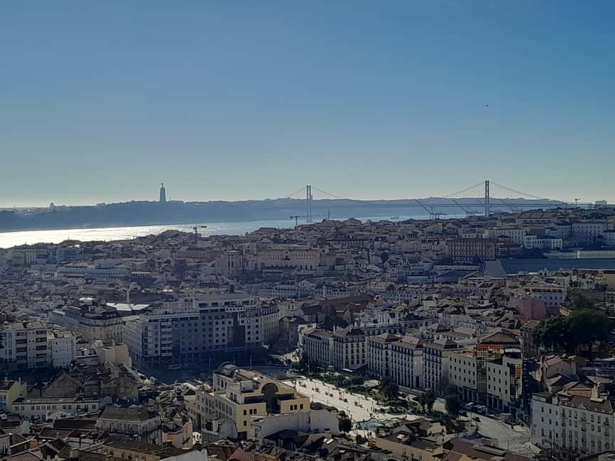 Lisbon Old Town sightseeing with tuk tuk - The Alfama story and the Fado Museum