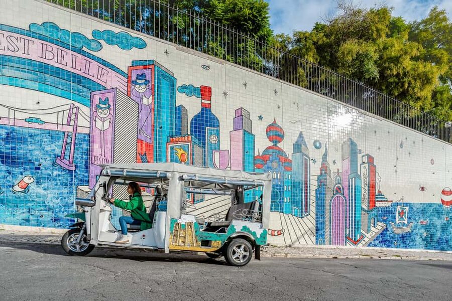 Lisbon on a Tuk Tuk Tour: History & Viewpoints - Should you book the Lisbon tuk tuk tour?