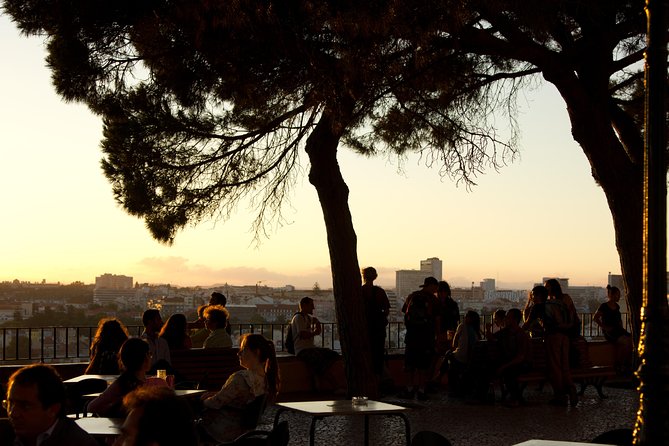 Lisbon Private 5-Hour Eco Tuk-Tuk Tour with Local Tastings - Chiado and Largo do Carmo: Lisbon rebuilt and reborn