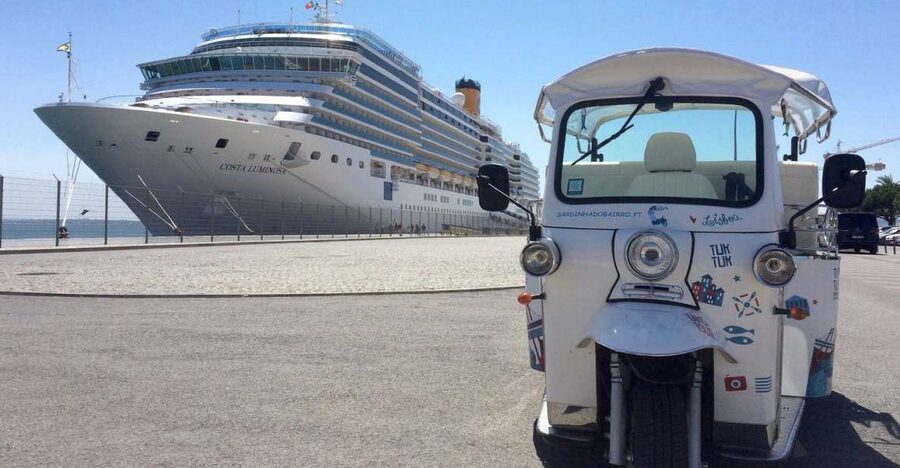 Lisbon: Private City Tour by Eco Tuk Tuk - Chiado, Bairro Alto, and Baixa