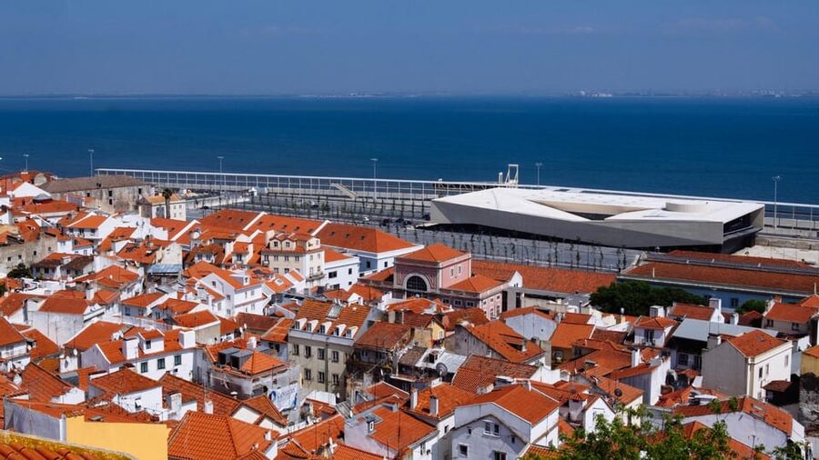Lisbon: Private City Tour by Tuk-Tuk - São Vicente, the National Pantheon, and the Fado Museum