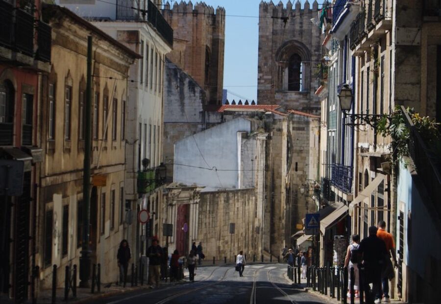 Lisbon: Private Expert City Tour by Eco Tuk Tuk - Baixa, the cathedral, and the riverfront