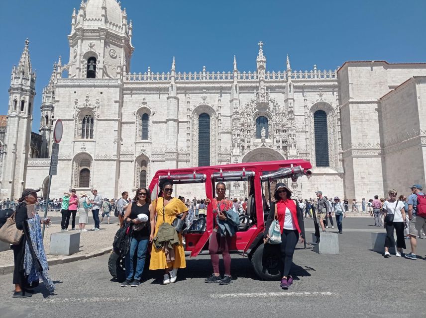 Lisbon:Private guided historical sightseeing Tour by TUK-TUK - The seven viewpoints without seven uphill walks