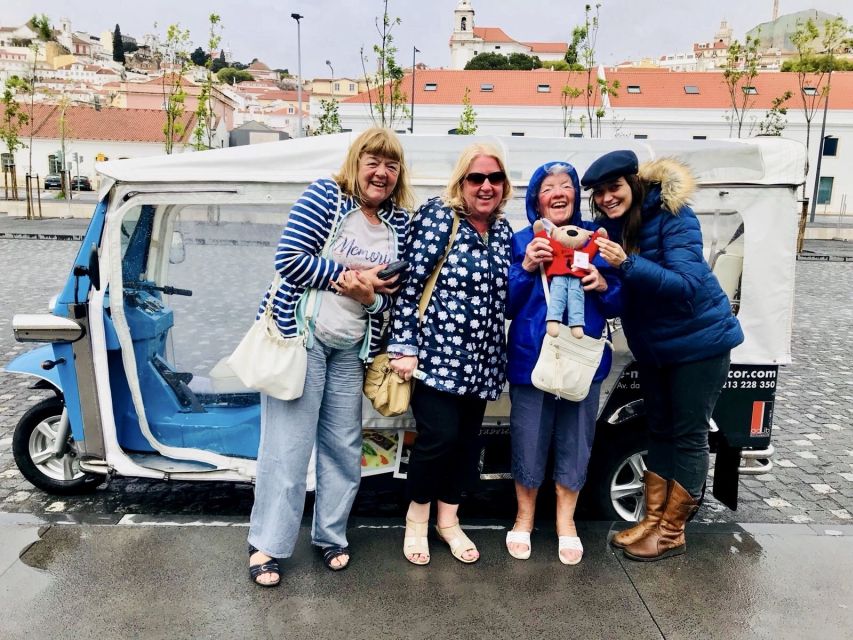 Lisbon: Private Guided Tour of Historical Center by Tuk Tuk - Chiado, Príncipe Real, and Lisbon’s west side