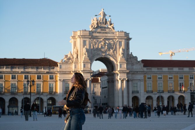 Lisbon: Private Professional Guided Tuk-tuk Tour - Crossing toward Belém and Portugal’s maritime past