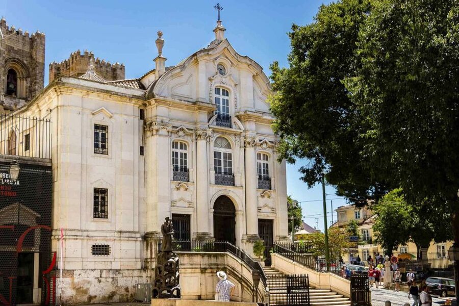 Lisbon: Private Sightseeing Tour in a Vintage Tuk Tuk - Chiado and Bairro Alto after the hill climb