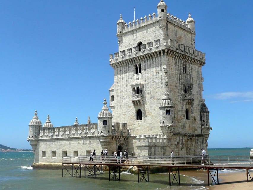Lisbon: Private Tour by Tuk Tuk - Starting at Restauradores and Rossio Station