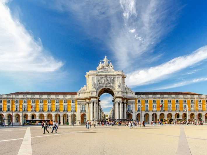 Lisbon: Private Tour by Tuk Tuk - São Pedro de Alcântara and the first great city view