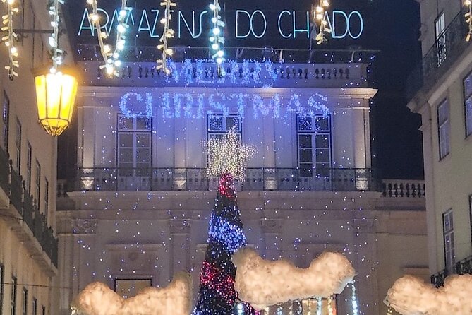 Lisbon Private Tour by Tuk Tuk (Christmas Lights) - Why a tuk tuk works well for Lisbon at Christmas