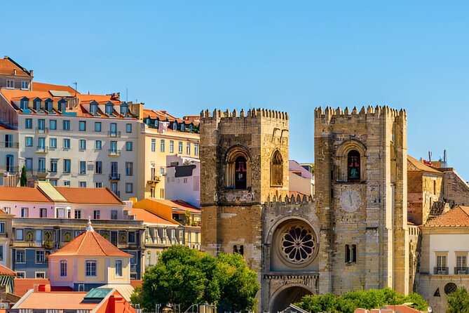 Lisbon: Private Tuk-Tuk City Tour - Graça, São Vicente, and the old quarters