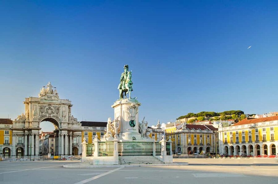 Lisbon: Private Tuk-Tuk City Tour With Local Guide - Key points to know before you book