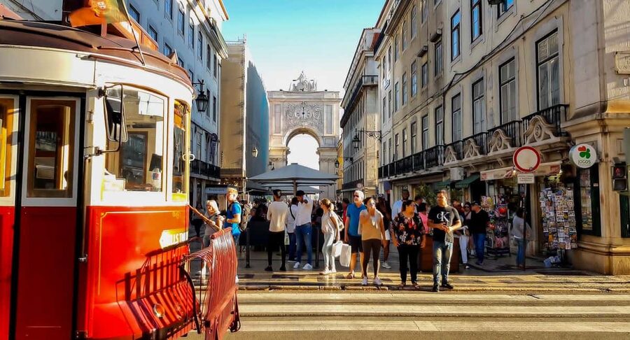 Lisbon: Private Tuk-Tuk City Tour With Local Guide - Mercado da Ribeira and Pink Street