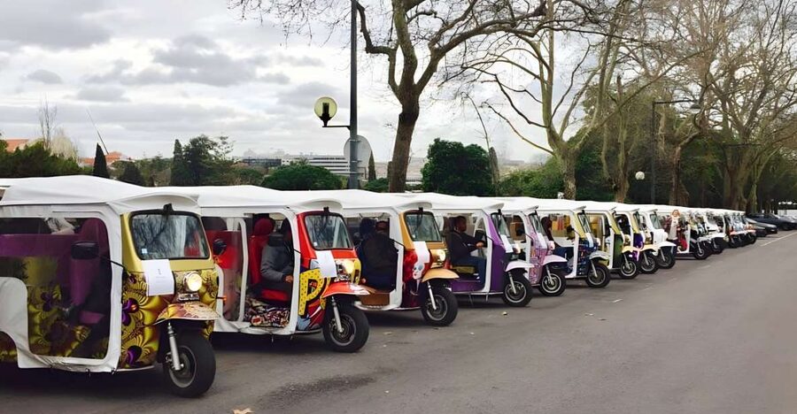 Lisbon: Private Tuk Tuk Sightseeing Tour & Historic Stories - Key Points Before You Book