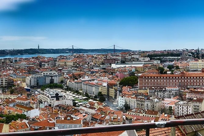 Lisbon Private Tuk Tuk Tour and Hotel Pickup: 2, 3, or 4 Hours - Why a tuk-tuk makes sense in Lisbon