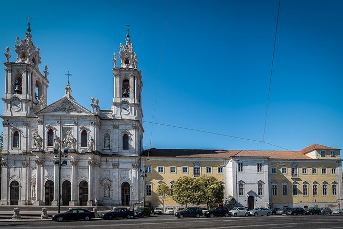 Lisbon Private Tuk Tuk Tour and Hotel Pickup: 2, 3, or 4 Hours - Portas do Sol and Senhora do Monte viewpoints