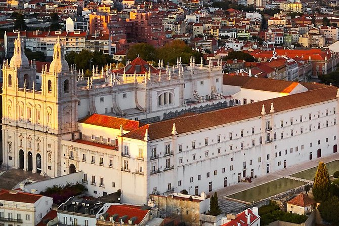 Lisbon Private Tuk Tuk Tour and Hotel Pickup: 2, 3, or 4 Hours - Chiado, Bairro Alto, and Santo António