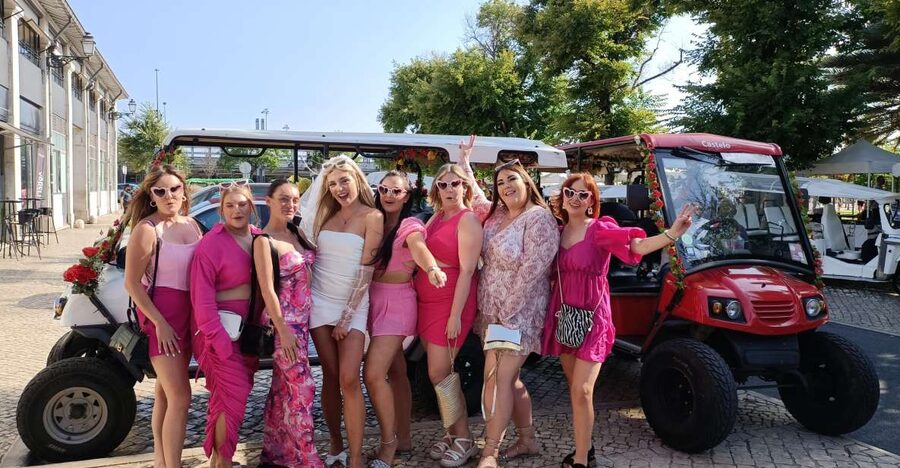 Lisbon: Priver Guided Tuk Tuk Tour With Hotel Pickup - Graça and the climb to Senhora do Monte