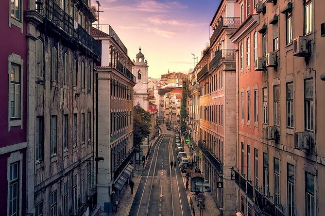 Lisbon's 7 Hills on Tuk-Tuk - Carmo and the Carnation Revolution