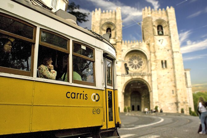 Lisbon's 7 Hills on Tuk-Tuk - St. Anthony and Lisbon’s old center