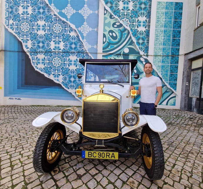 Lisbon: Tuk Tuk 1H30 Tour Old Town Complete with a Old Timer - Why this 90-minute Lisbon ride works so well