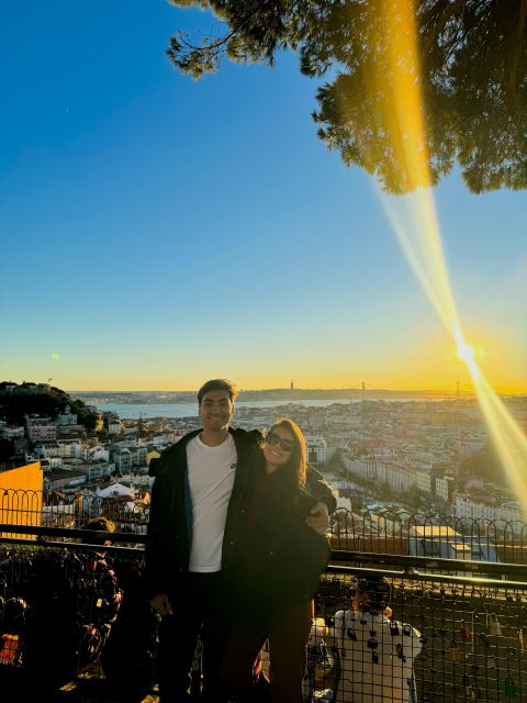 Lisbon: Tuk Tuk with hotel pick up and the best of old city - Lisbon Cathedral and the old central city