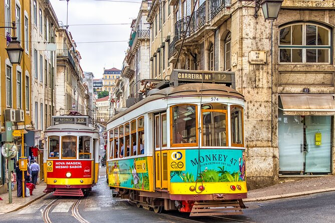 Lisbon TukTuk City Tour | Lisbon Private Sightseeing Tours - Santa Luzia and Portas do Sol: Lisbon’s classic views