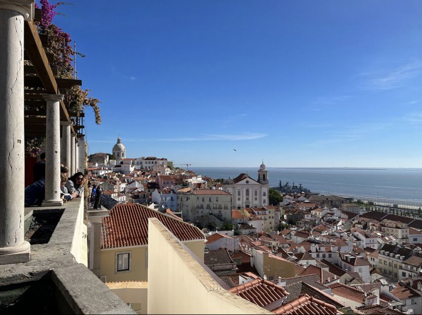Lisbon Tuktuk Old-town Sightseeing Tour - Starting near Timeout Market